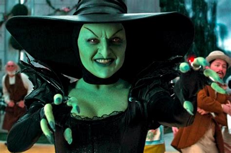 Mila Kunis Reveals the Dark Side of the Wicked Witch of the West